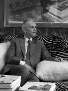Designer:Robert  Couturier 