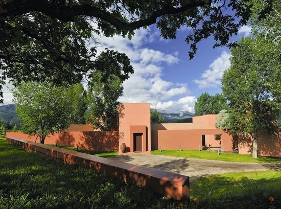 Barragan & Legorreta Inspired Retreat
