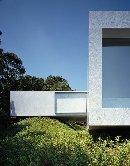 Plus House