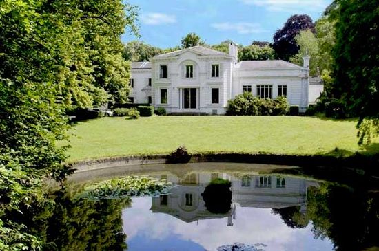 Stunning Estate West of Paris