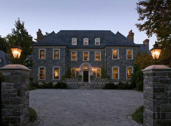 REVIVAL-STYLE RESIDENCE Estate in Pennsylvania