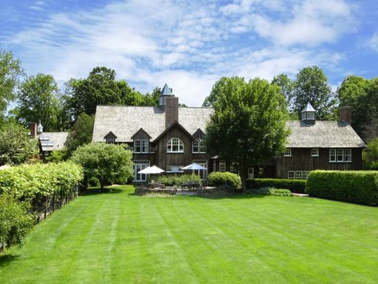 1825 converted barn, CT