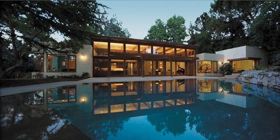 Roscomare Road Residence 