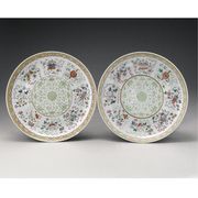 LARGE 'FAMILLE-ROSE' 'BAJIXIANG' DISH
