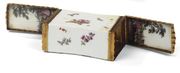 BOITE A PRISER ET SES COUVERCLES EN PORCELAIN