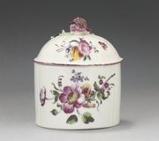 Mennecy pot