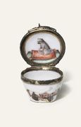 A MEISSEN SILVER-GILT MOUNTED MINIATURE BOMBE PATCH-BOX