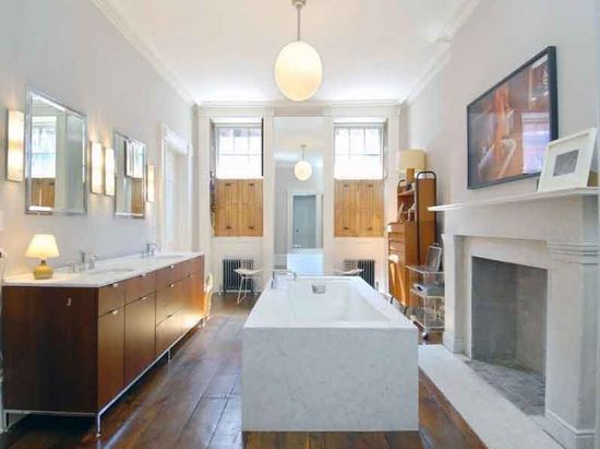An  Unusual Bathroom in Every Sense