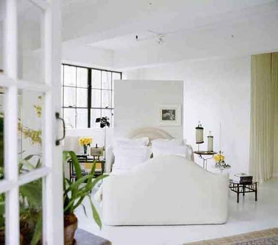 A bedroom designed by Vicente Wolf
