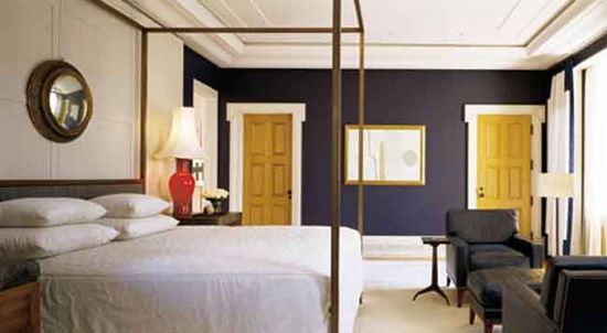 A bedroom on  Fifth Avenue, New York