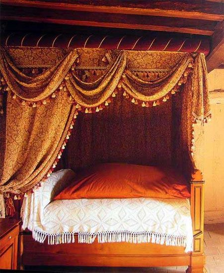 An 18th century rustic bedroom