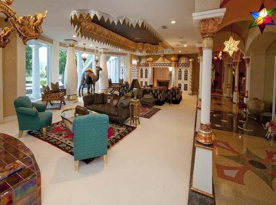 A living room Right Out of the Thousand and One Nights