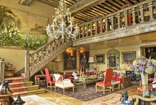A stunning living room, Ile Saint Louis, Paris