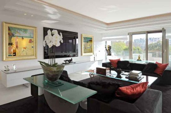 A living room for an art collector